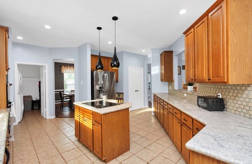 Pinehurst Of Atascocita House | 5-Bedroom Oasis Pool & Spa: 40 Min to Downtown CO