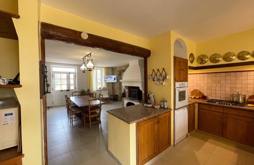 Bizanet House | 5 Bedroom Private vacation home in BIZANET