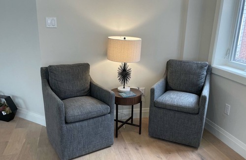 South End Apartment | 5 Bedroom South Halifax Close to Ocean & downtown! Steps to University’s !