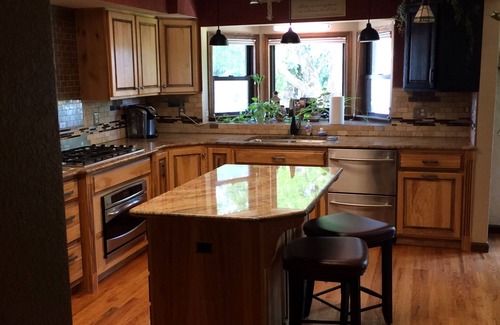 Mead House | 5-bedroom vacation home Mead,Co./Easily access I-25 DenverBoulderFtCollinsEstes