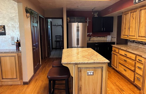 Mead House | 5-bedroom vacation home Mead,Co./Easily access I-25 DenverBoulderFtCollinsEstes