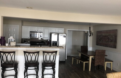 Willis House | 5-bedroom vacation home waterfront on Lake Conroe