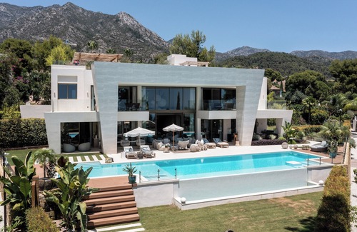 Marbella Villa | 5 bedroom villa in Sierra Blanca, Marbella
