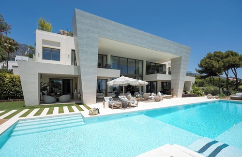 Marbella Villa | 5 bedroom villa in Sierra Blanca, Marbella