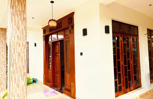 Negombo Villa | 5-bedroom villa in wonderful Negombo, 10 mins away from Airport & Beach.