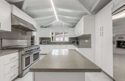 Los Lagos Villa | 5 Bedroom Villa Steps from the Beach and Golf