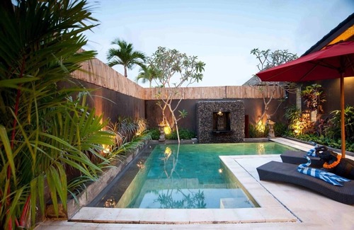 Umalas Villa | 5 Bedroom villa w/Breakfast, Seminyak