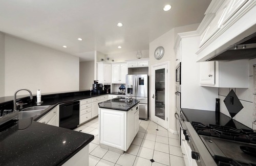 Rosedale Villa | 5-bedroom villa with Pickleball Courts, pool, and outdoor gym.