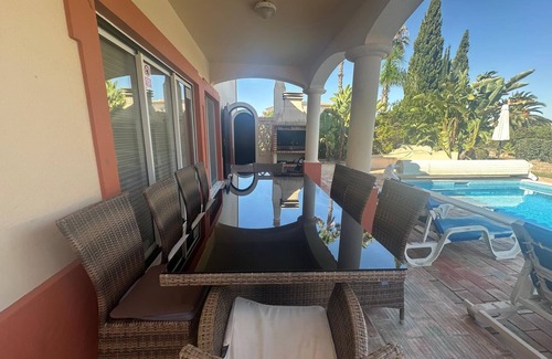 Estombar Villa | 5 Bedroom Villa with heated pool - Gramacho Golf Course, Algarve