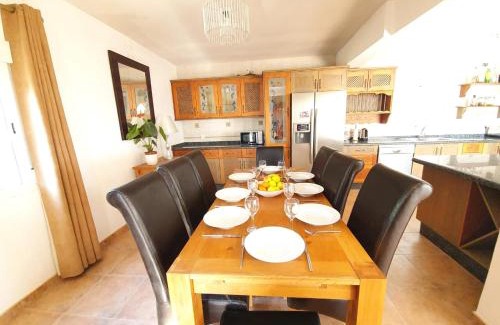 Castillo de Sabinillas Villa | 5 Bedroom Villa with HEATED Pool with breath-taking Sea Views, Walking distances to Shops Restaurants Beach