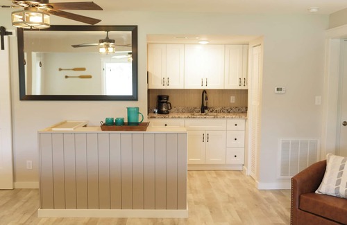 Penhook House | 5 Bedroom w/Hot tub and private dock!