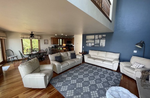 Little Sturgeon House | 5 Bedroom Waterfront Escape: The Perfect Door County Getaway - Families & Groups