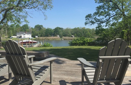Mastic Beach House | 5 Bedroom Waterfront Escape