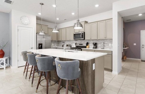 Sunridge Woods House | 5 Bedrooms/4.5 Bathrooms/Solterra (7136 OL)