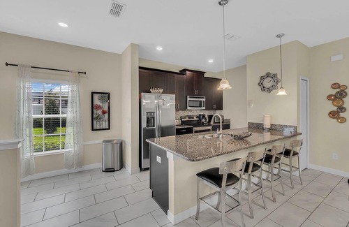 Campbell House | 5 Bedrooms/4 Bathrooms/Storey Lake (3133 PP)