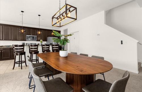 Crystal Cove House | 5 Bedrooms 5 Bathrooms Crystal Cove 1042Td