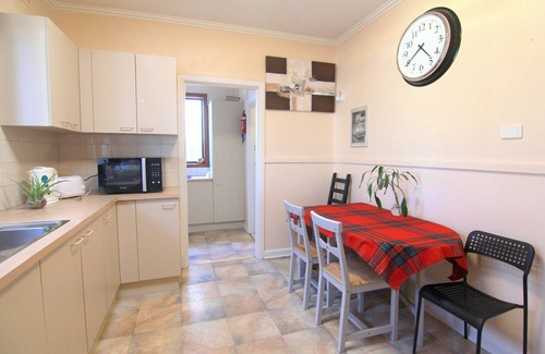 Albion House | 【5 BEDS】Walk to Train Station Melbourne CBD 14KM Airport 15mins