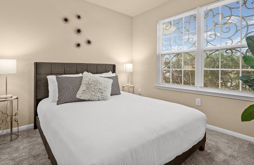 Austin House | 5⭐️BEST PRICE⭐️4-10ppl, 4BR King🛏, with Pool Table
