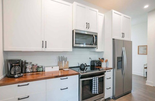 Historic Downtown Franklin House | 5-Block Stroll to Downtown Franklin