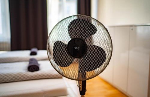 Vrsovice Apartment | 5 Bob's Apartment - 2 bedrooms with King Size beds