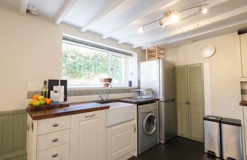 Lostwithiel Cottage | 5 BODMIN HILL, pet friendly, character holiday cottage in Lostwithiel