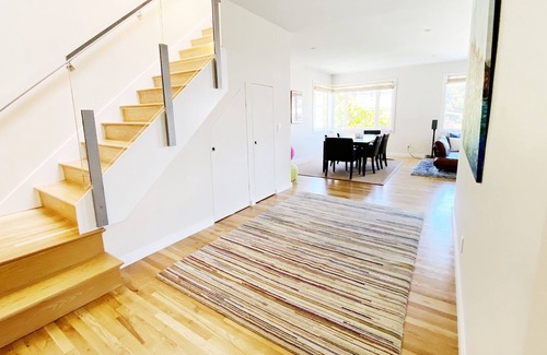 Pacific Heights Condo | 5 BR / 2 Story Penthouse With Views in Pac Heights - Recently Remodeled
