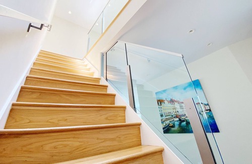 Pacific Heights Condo | 5 BR / 2 Story Penthouse With Views in Pac Heights - Recently Remodeled