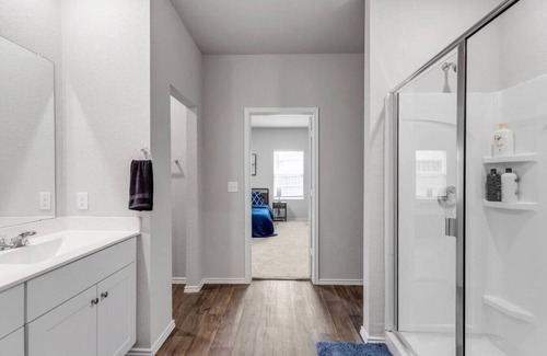 Austin House | 5 BR Cozy Executive Suite|Near Tesla and COTA