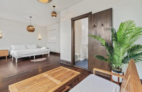 Park View House | 5-BR Historic Home Nestled Btw Petworth & CoHi