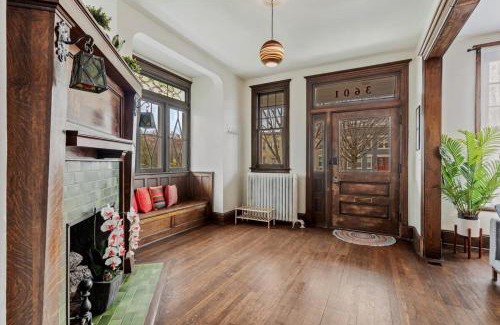 Park View House | 5-BR Historic Home Nestled Btw Petworth & CoHi