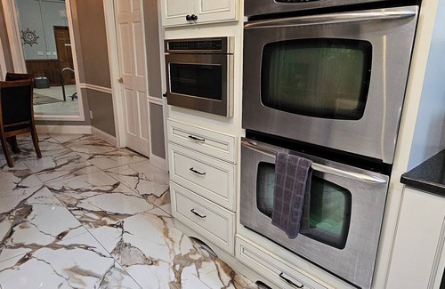 Bloomington House | 5 BR, Indoor heated pool, hot tub, sauna, two game rooms