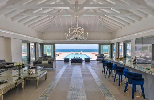 Les Terres Basses Villa | 5 BR Luxurious Beachfront Villa with utmost privacy