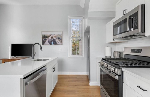 North Charleston Apartment | 5 BR @ Paradiso Pool Club