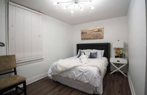 Faubourg Marigny Bed & Breakfast | 5 BR - Sleeps 8! Steps from Bourbon Street!