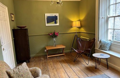 Lancaster House | 5 Castle Hill