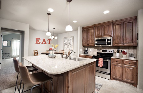 Amarillo House | 5 ⭐️ Clean & Quiet Barstow Retreat