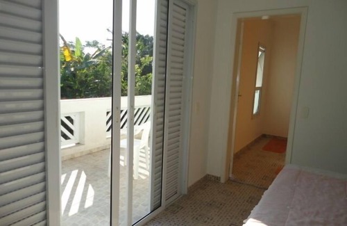 Peruibe House | 5 dormits. 5 bathrooms, pool, barbecue, next to the beach,