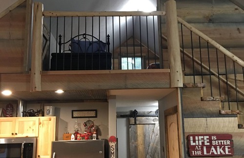 Mountain Home Cabin | #5 Fall Creek Cabins 1 mile from Lake Norfork and Mountain Home Ar.