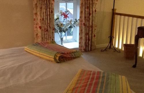 Templecombe Apartment | 5 High Street