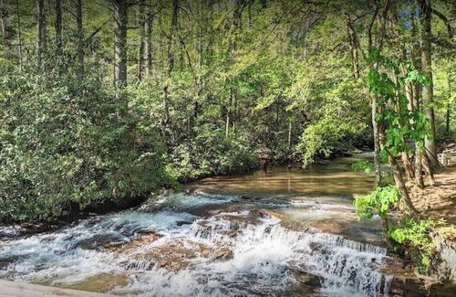 Wiley House | #5 - Large Suite - Waterfall Access - Near Tallulah Gorge