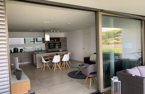 Lochau Apartment | 5 * living above Lochau with direct lake view
