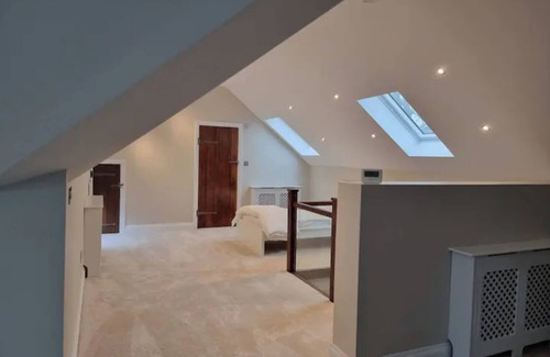 Little Witcombe Other | 5* Luxury 15th Century Tudor Entire Wing. Secluded
