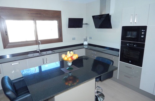 Torre-Pacheco Villa | 5* luxury 4 bedroom,4 bath villa with 12m fully heated pool.