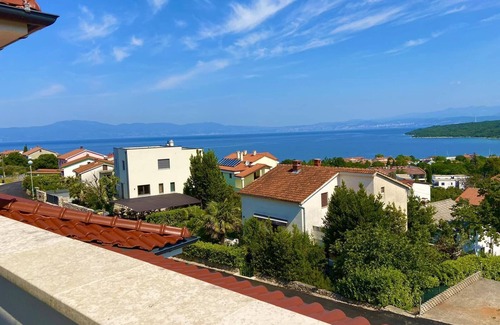 Njivice Villa | 5* luxury family vacation with priv. Saltwater pool, barbecue, sun & sea view 4+2