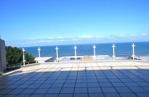 Manaba Beach Apartment | 5 Manaba Breeze, Uvongo