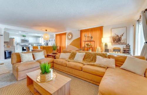 Bullhead City House | 5 Mi to Airport Bullhead City Villa with Mtn Views