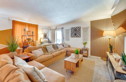 Bullhead City House | 5 Mi to Airport Bullhead City Villa with Mtn Views