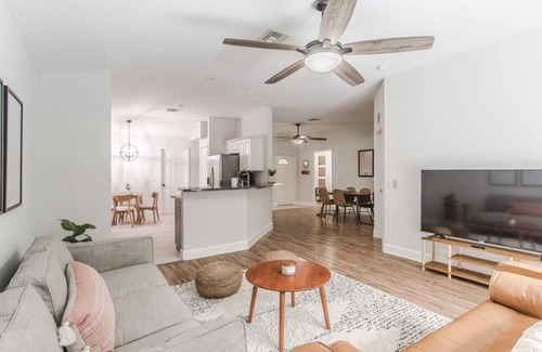 Vero Beach South House | 5 Mi to Beach + 3BR w/Private Pool + Grill