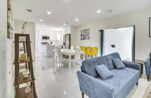South Miami House | 5 Mi to Beach Group Getaway with Yard in Miami