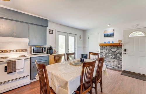 Hayesville House | 5 Mi to Chatuge Lake: Hayesville Hideaway!